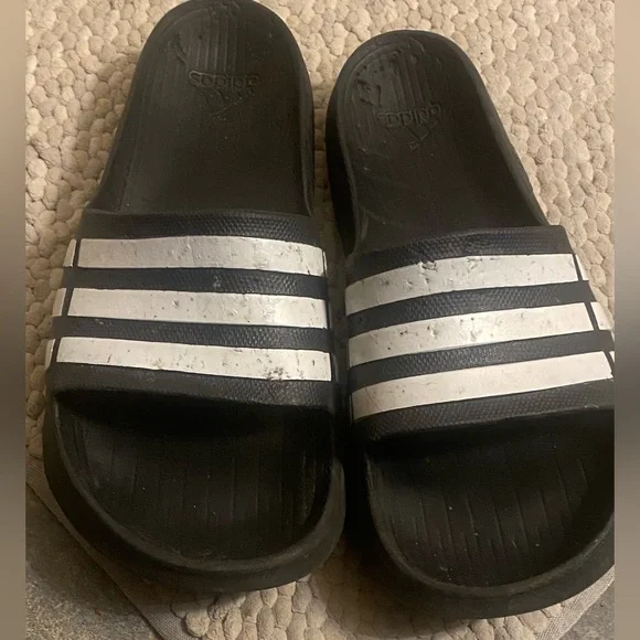 Adidas black & white slides. - Picture 2 of 4